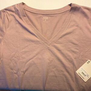 Womens short sleeve tee